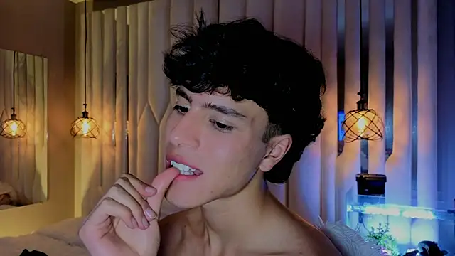 Michaell_Peters webcam
