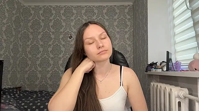 ShaylaChong webcam