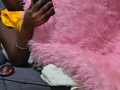 DripDiva webcam