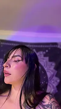 missy_miller__ webcam