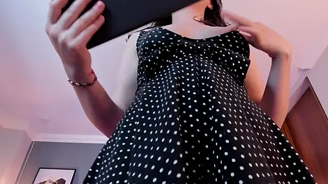 Nina_Ford webcam