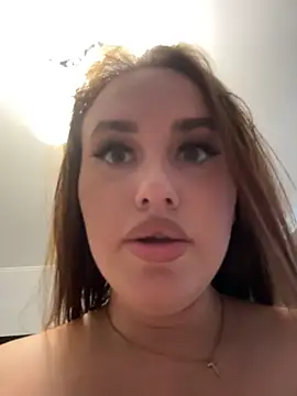 KiraSunshine webcam
