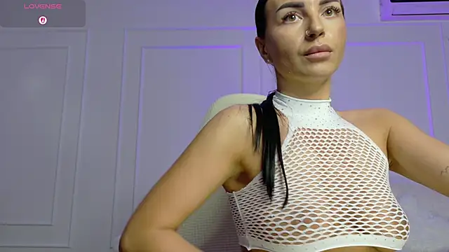 Lady_charm__ webcam