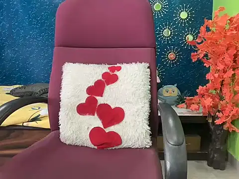 Naughty_Niharikaa webcam
