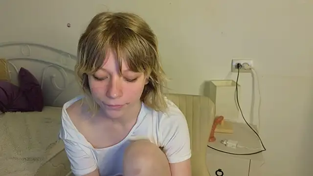 MollySally webcam