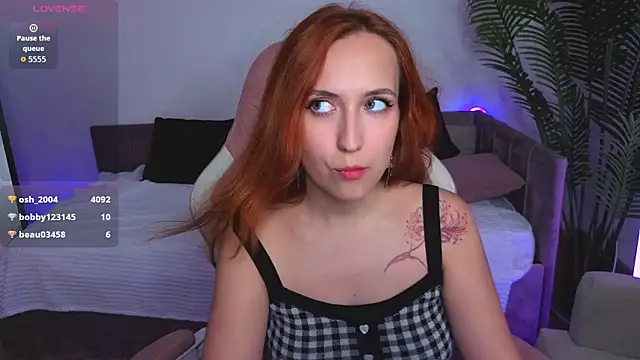 Alexa_temptress webcam