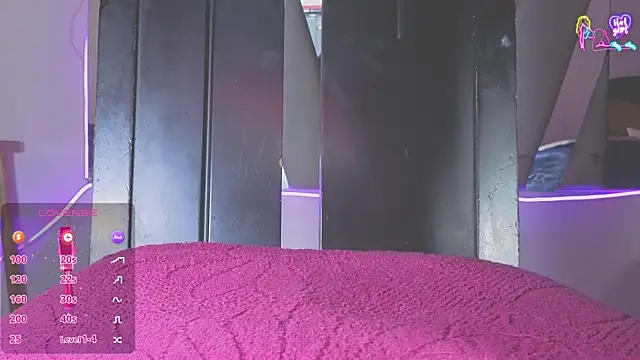 SupraDollx webcam