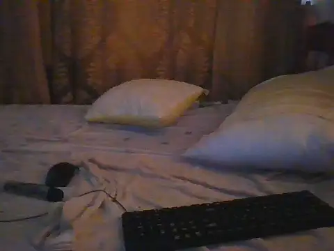 sweet_naughty webcam