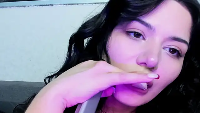 Dark_Moni webcam