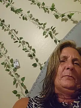 SultrySummer68 webcam