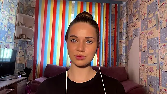 Miss_Blessnyth webcam