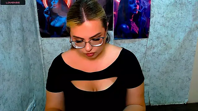 AminaSoul_ webcam