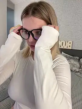 KimEvanss webcam
