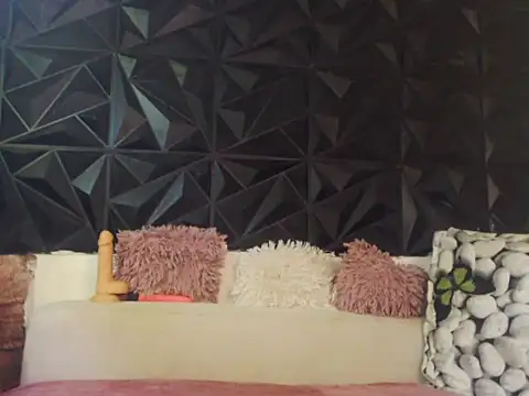 NaughtyRose1 webcam