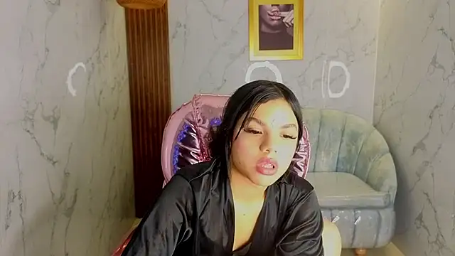 Nicky_s1 webcam