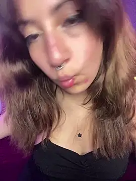hatsune_18 live cam on StripChat