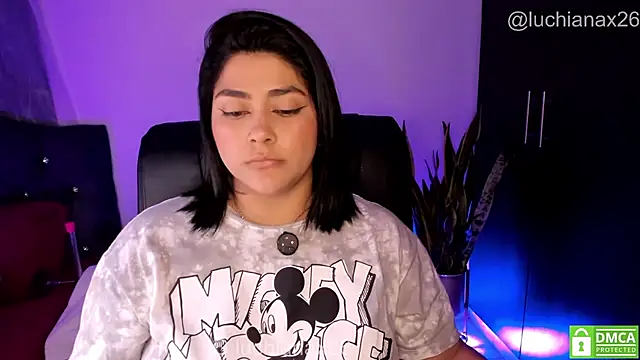 lucy26_ webcam
