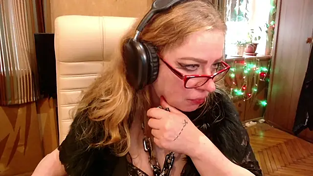 Miss_Tress webcam