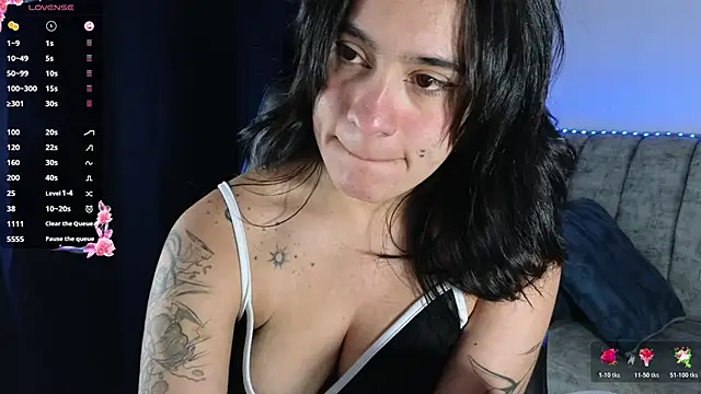 ZaraDames_ webcam