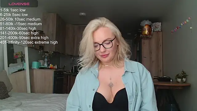 Eva___forever webcam