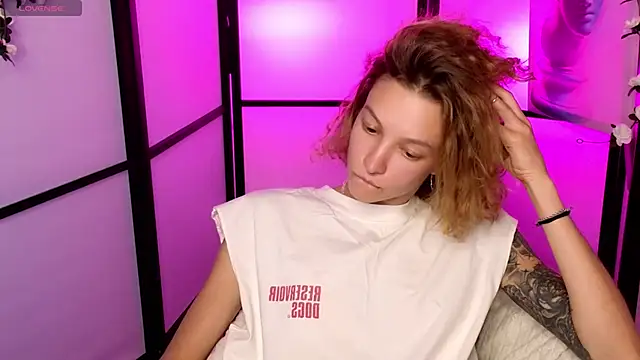 __grace__ webcam