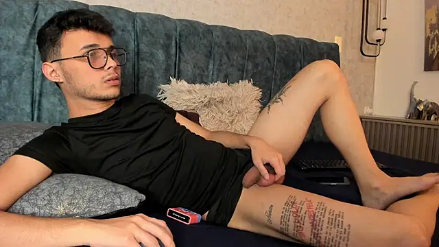 Alhan_Twink webcam