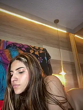 Cori_Paige live cam on StripChat