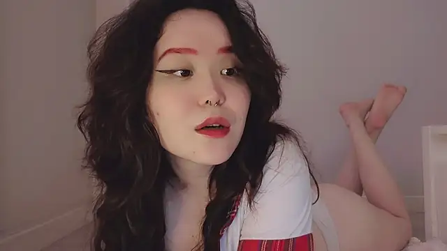 tsunade_chan webcam