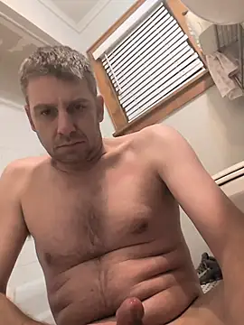 SitOnMyFace8426 webcam
