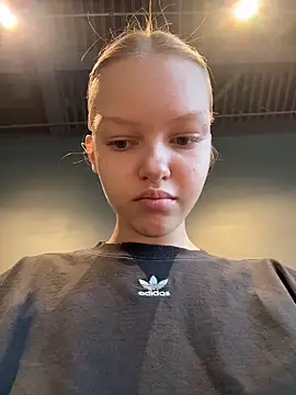 AshleyMur webcam