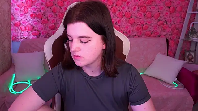 KristiFoxy webcam