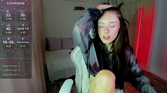 AnnaOddy webcam