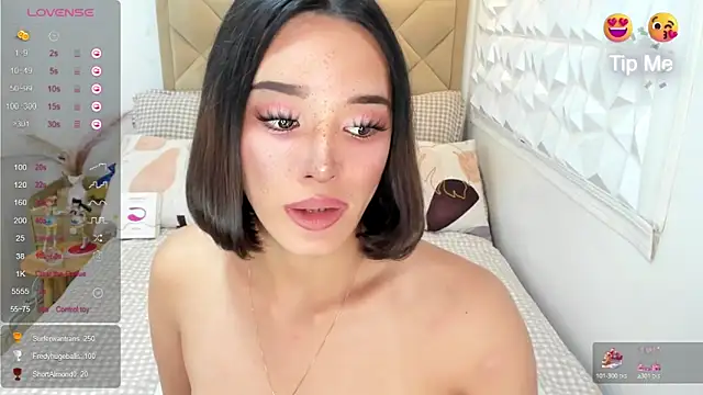 TsHeartXxx webcam