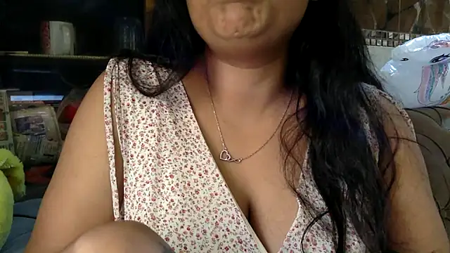 Haanikaur_saavi webcam