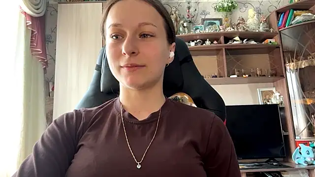 TaIliedGuest live cam on StripChat