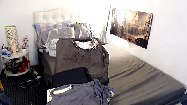 NinaDOM4CUM webcam