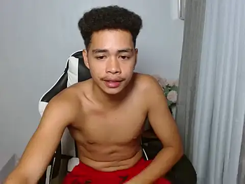 curlyasian_njxx webcam
