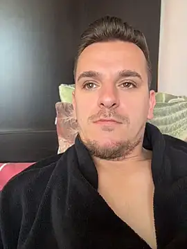 huge_cock22cm (Ask my age) - Let’s have fun