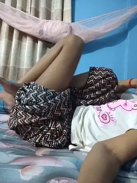 124pakhi webcam