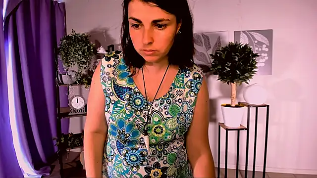 MartaEdams webcam