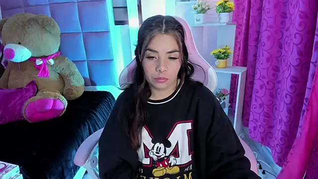 liany_taylor webcam