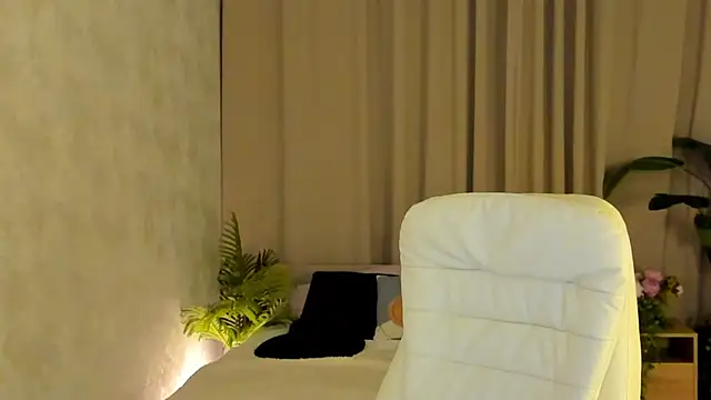LeticiaRomano webcam