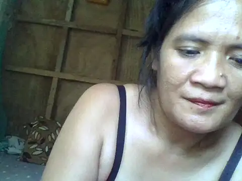PinayZaira webcam