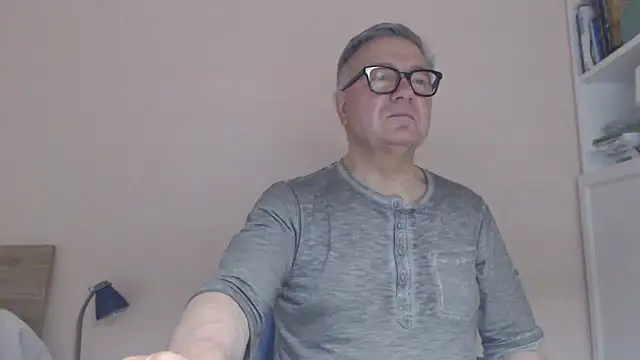 you6me (M grandpa) - Naked show cum
