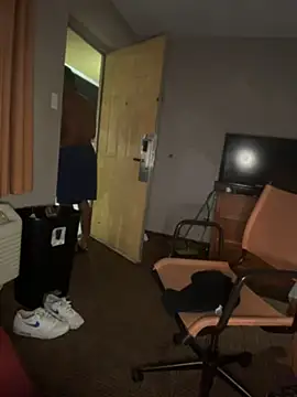 Stressreliever82 webcam