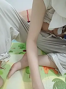 SweetGirl2k2 webcam