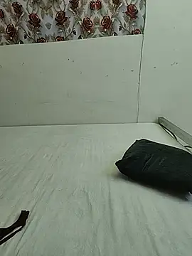 Cute_Kritika webcam