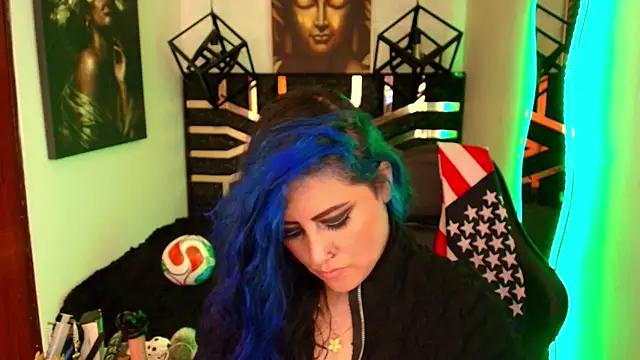scarleth_blue webcam