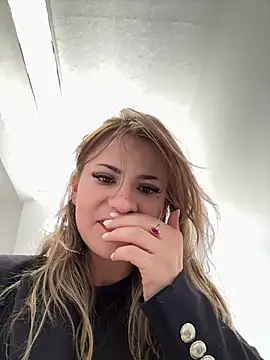 IsabellaEtha webcam