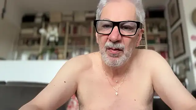 EATmyCUM03 webcam